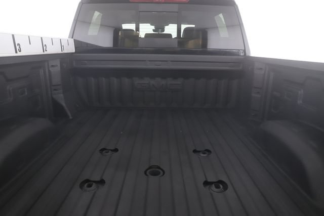 Used 2025 GMC Sierra 2500 Denali Ultimate AWD/4WD image 32
