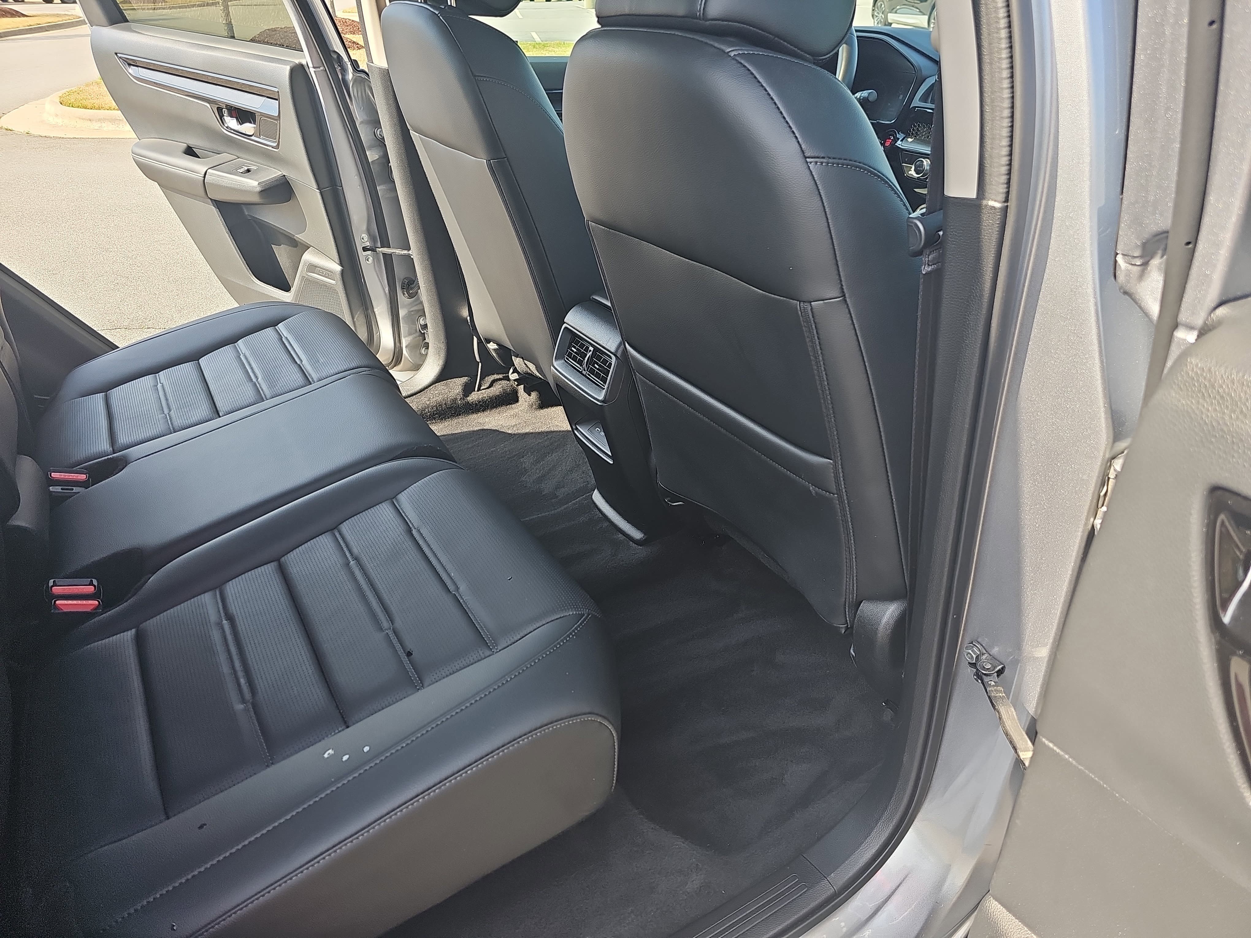 Used 2025 Honda CR-V EX-L image 11