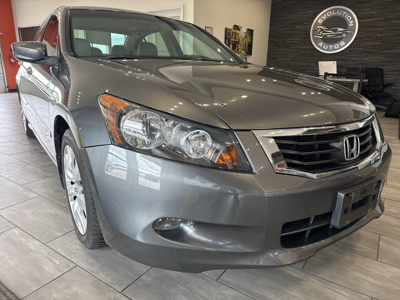 Used 2010 Honda Accord EX-L image 1