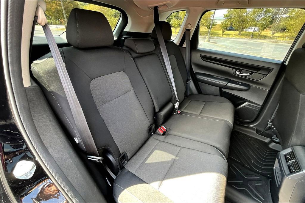 Used 2023 Honda CR-V LX image 27