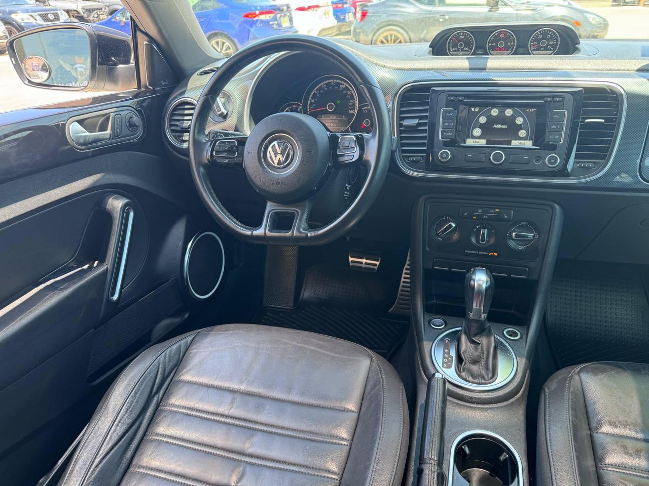 Used 2013 Volkswagen Beetle 2.0T FWD image 35