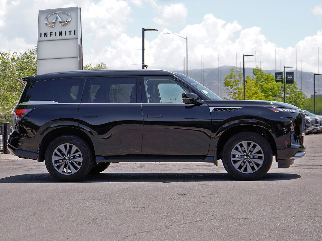 Certified 2026 INFINITI QX80 Pure w/ Cargo Package AWD/4WD image 5
