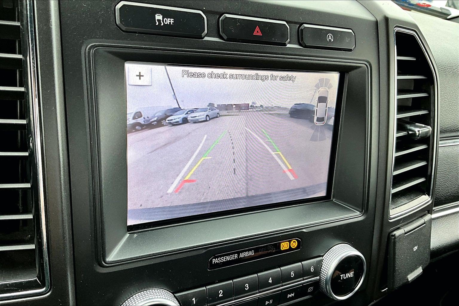 Used 2019 Ford Expedition Max Limited RWD image 30