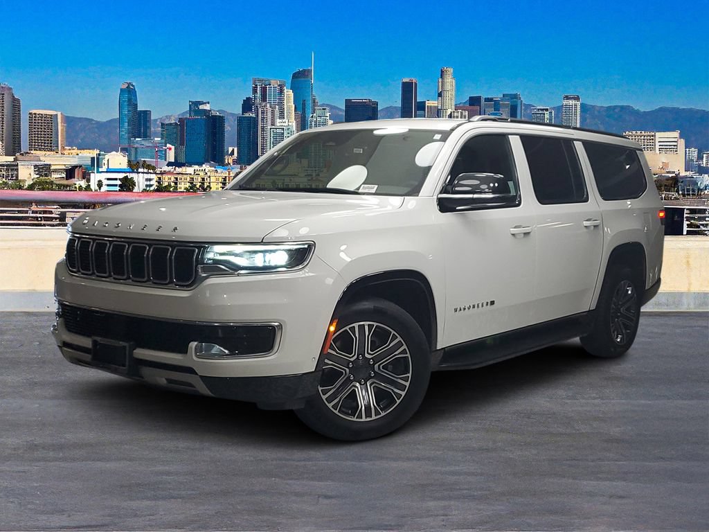 Used 2024 Jeep Wagoneer L Series II w/ Flexible Seating Group RWD image 2