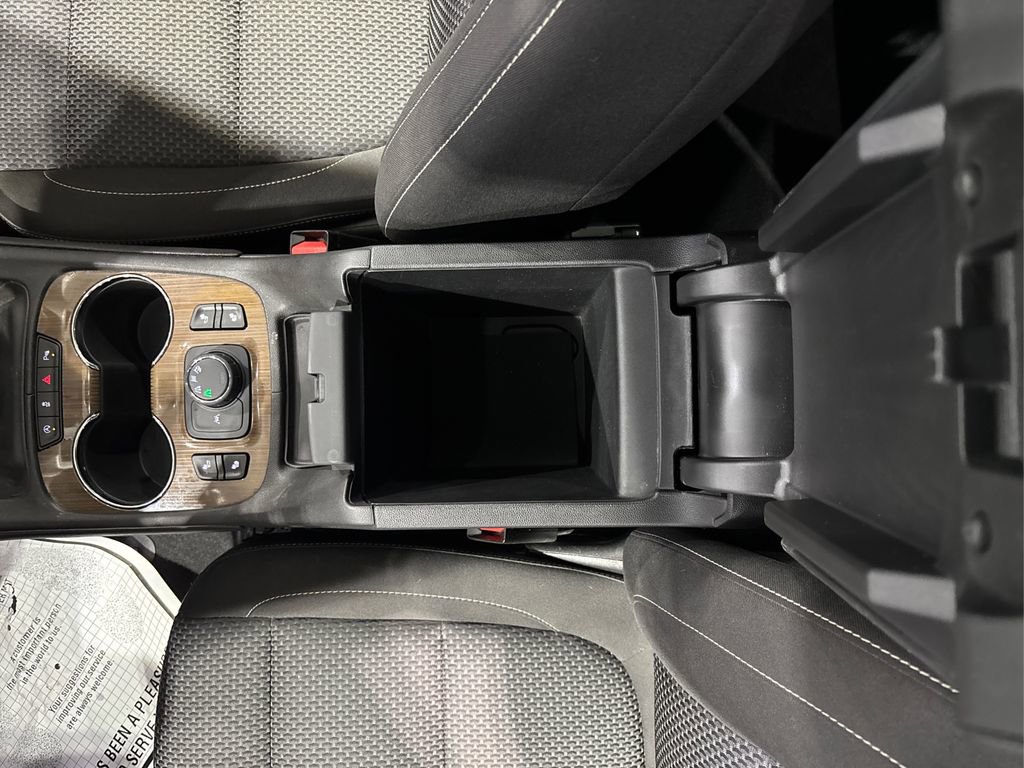 Used 2021 GMC Acadia SLE w/ Driver Convenience Package AWD/4WD image 21