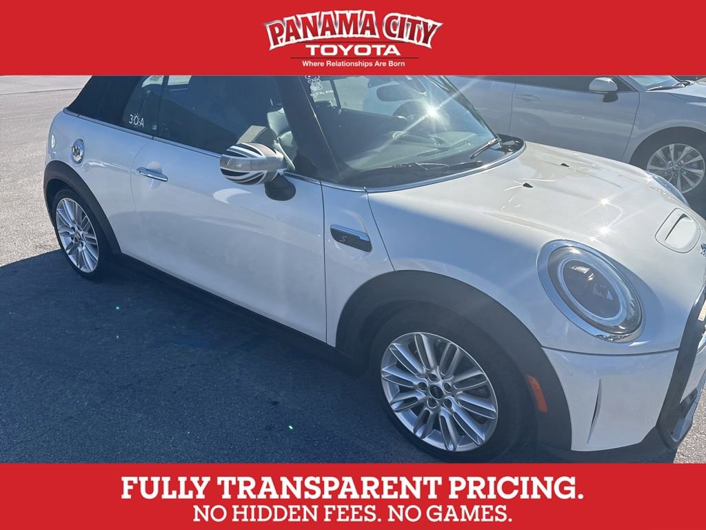 Used 2024 MINI Cooper S FWD image 1