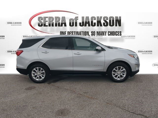 Used 2018 Chevrolet Equinox LT FWD image 9