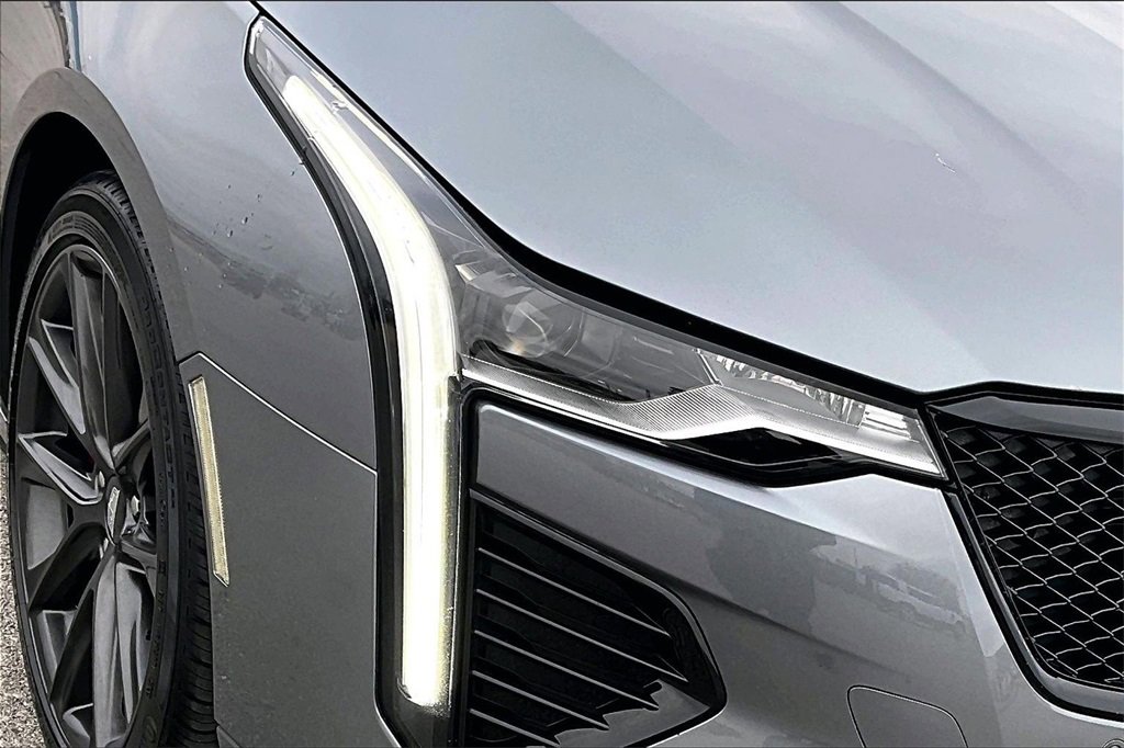 Used 2021 Cadillac CT4 V w/ Climate Package image 28