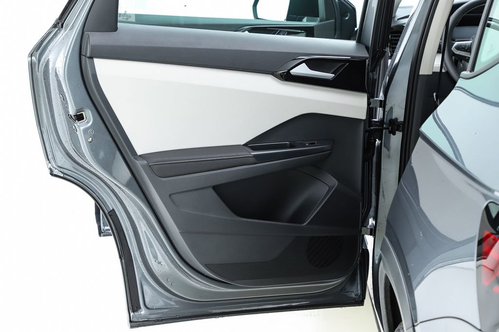 New 2025 Volkswagen Taos S image 54