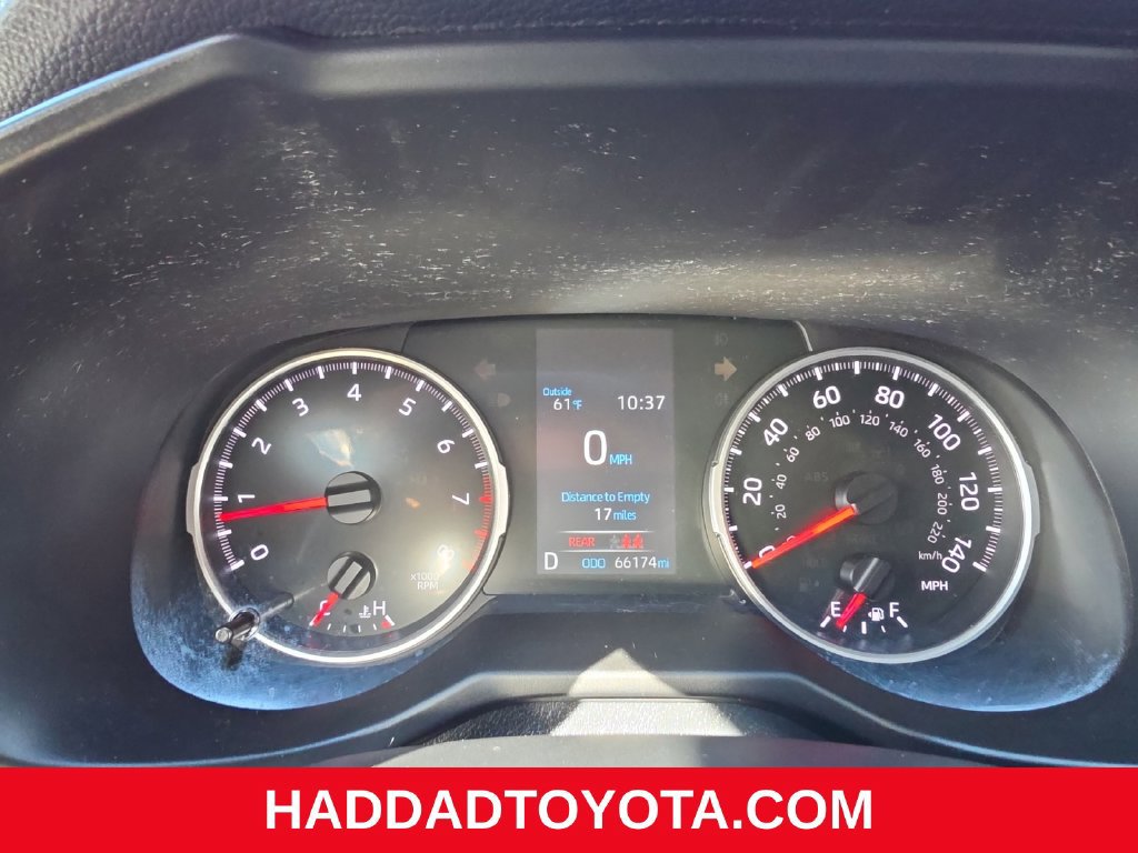 Used 2022 Toyota RAV4 LE AWD/4WD image 19