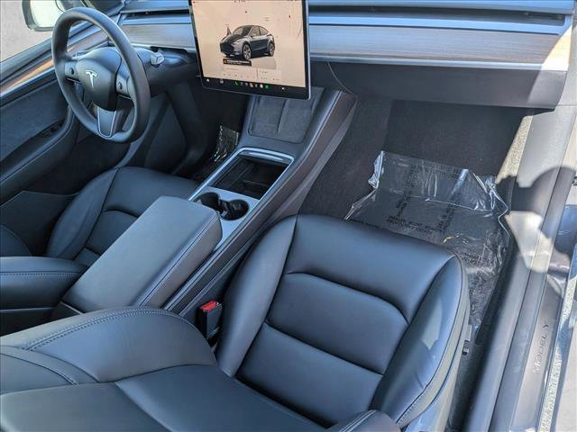 Used 2024 Tesla Model Y Long Range RWD image 22