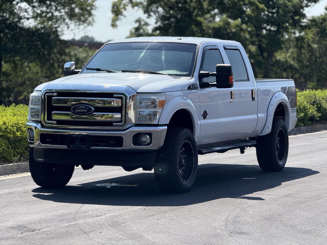 Used 2016 Ford F250 XLT AWD/4WD image 2