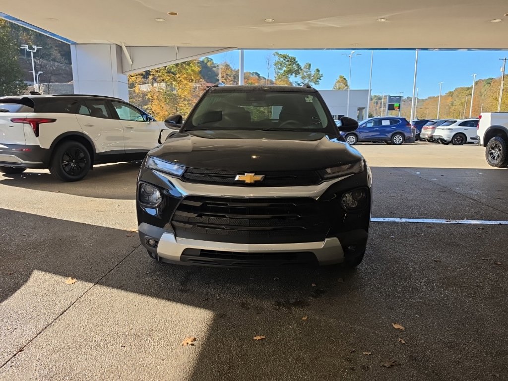 Certified 2023 Chevrolet TrailBlazer LT w/ Convenience Package AWD/4WD image 3