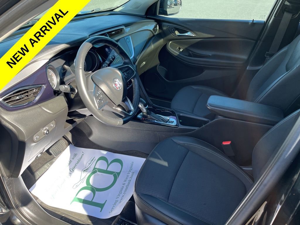 Used 2023 Buick Encore GX Select w/ Experience Buick Package FWD image 2