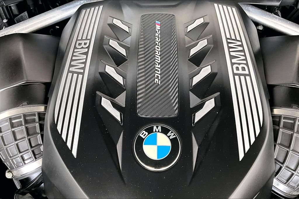 Used 2022 BMW X6 M50i w/ Premium Package AWD/4WD image 40
