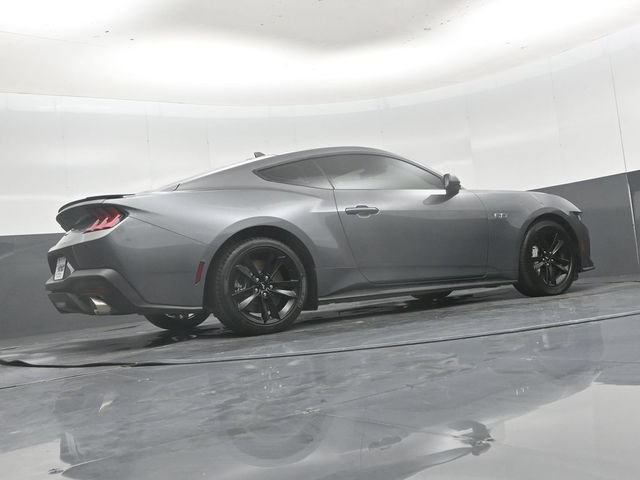Used 2024 Ford Mustang GT RWD image 40