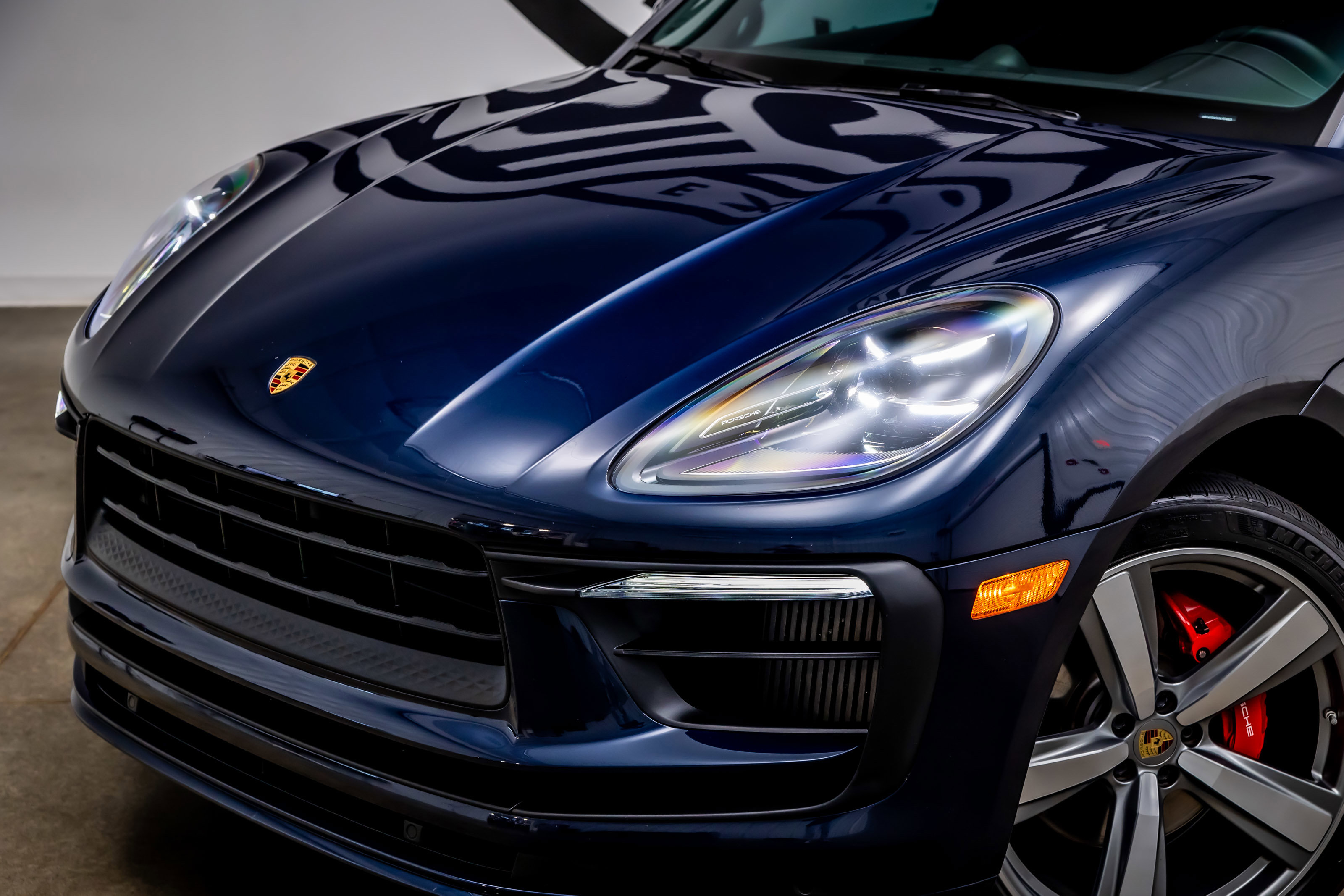 Used 2022 Porsche Macan S AWD/4WD image 18