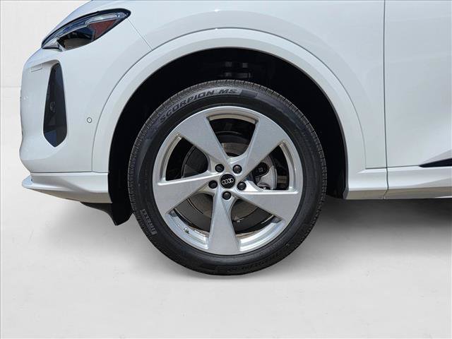 New 2025 Audi Q5 Premium Plus w/ Premium Plus AWD/4WD image 9