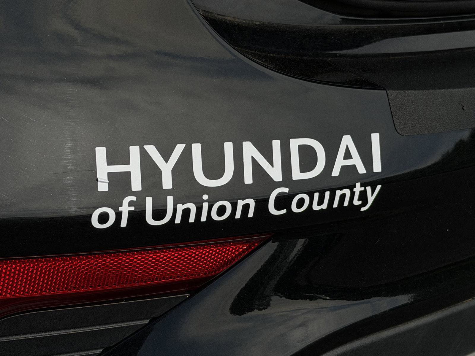 Used 2018 Hyundai Santa Fe Sport w/ 2.4L Tech Package 04 image 30