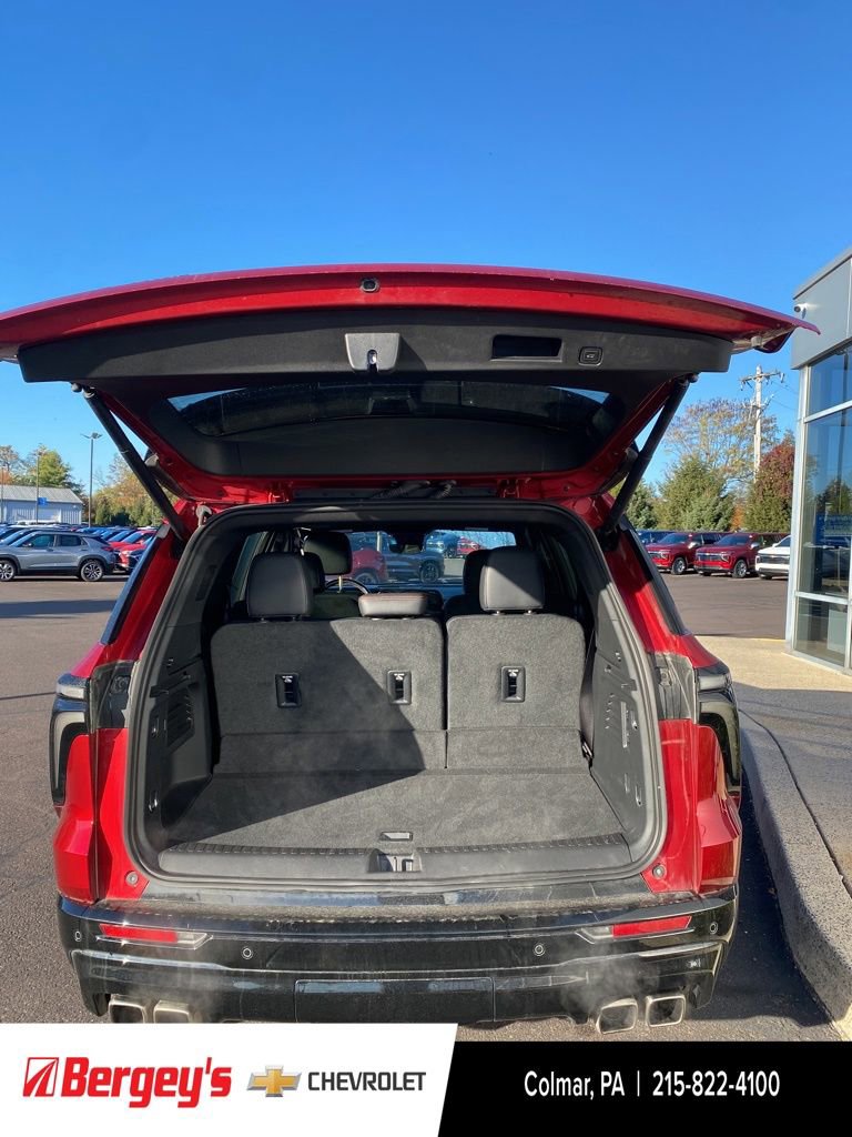 Certified 2024 Chevrolet Traverse RS w/ LPO, Floor Liner Package image 8