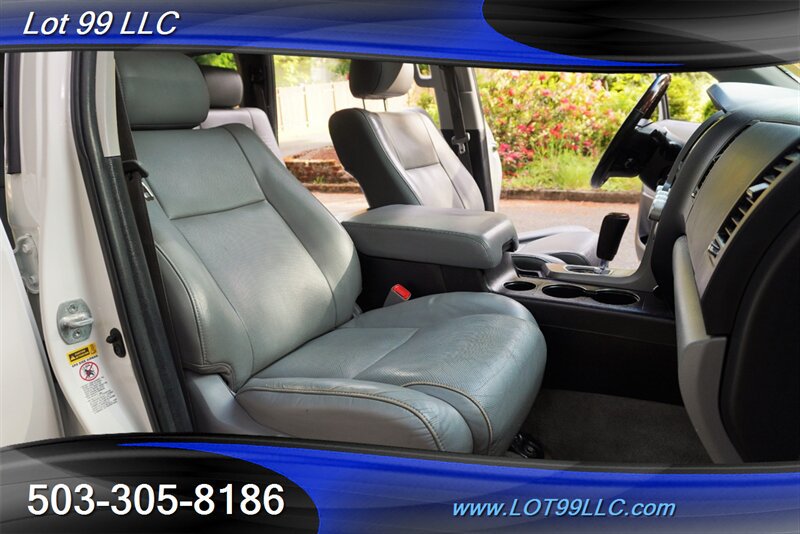 Used 2011 Toyota Sequoia Platinum AWD/4WD image 20