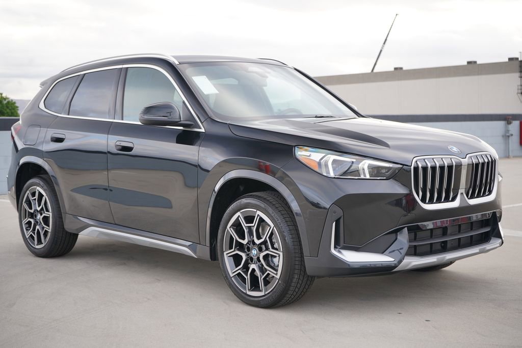New 2026 BMW X1 xDrive28i image 3