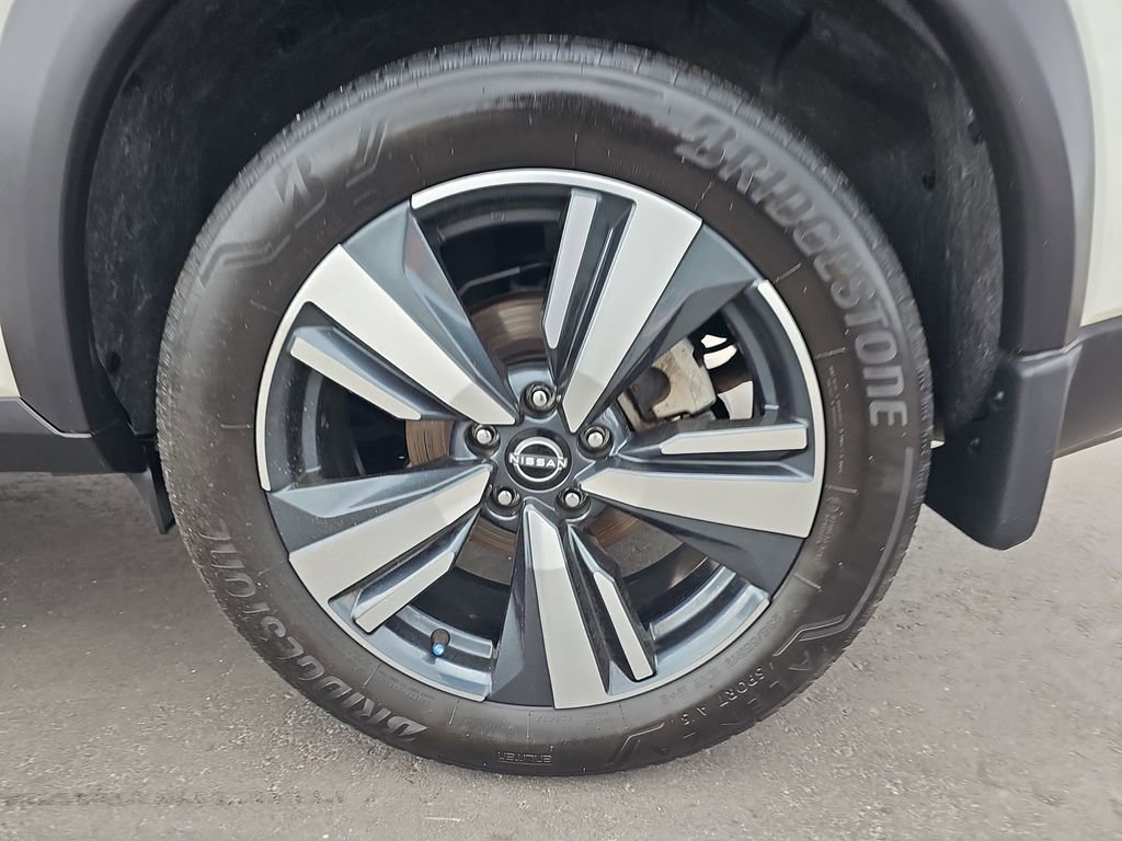 Used 2023 Nissan Rogue SL w/ SL Premium Package image 37