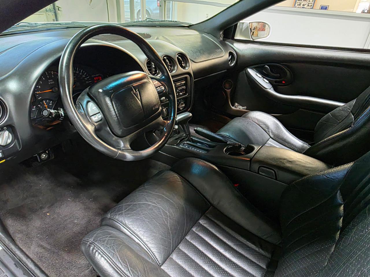 Used 2002 Pontiac Firebird Formula w/ Opt Pkg image 16