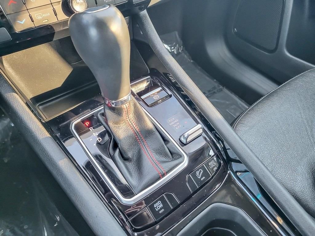 Used 2022 Jeep Compass Trailhawk image 16