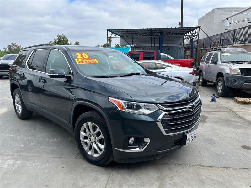 Used 2020 Chevrolet Traverse LT FWD image 13