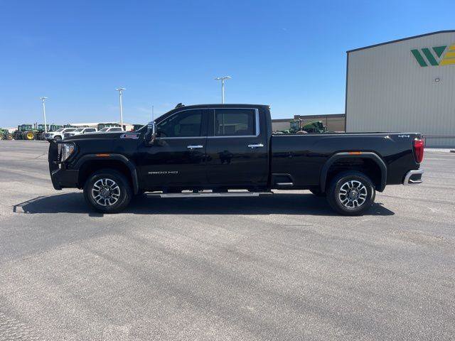 Used 2023 GMC Sierra 3500 SLT w/ SLT Convenience Package AWD/4WD image 8
