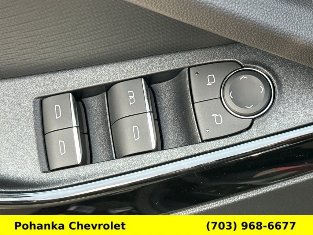 New 2027 Chevrolet Equinox RS w/ LPO, Floor Liner Package AWD/4WD image 19