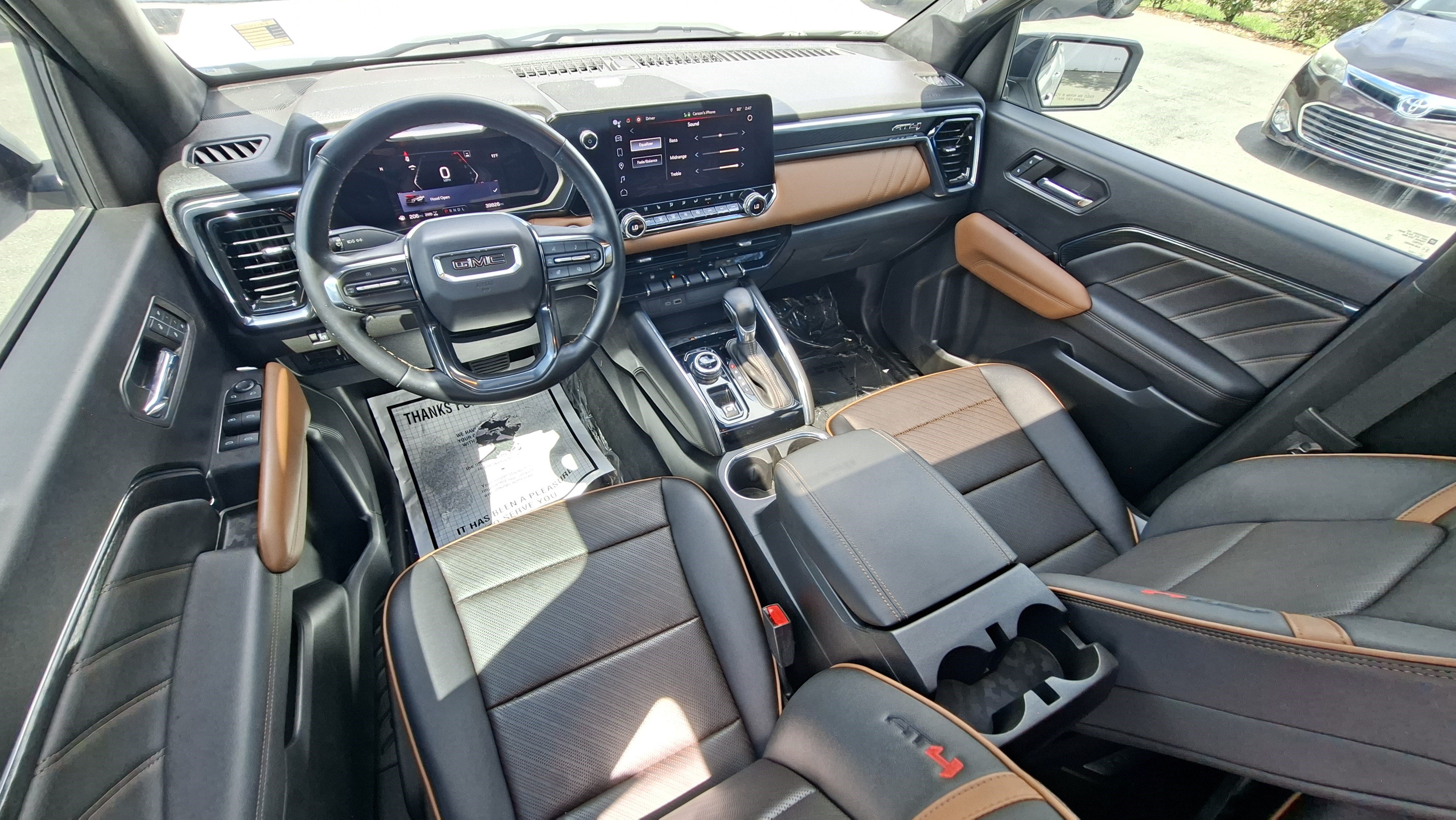 Used 2023 GMC Canyon AT4 w/ AT4 Premium Package AWD/4WD image 19