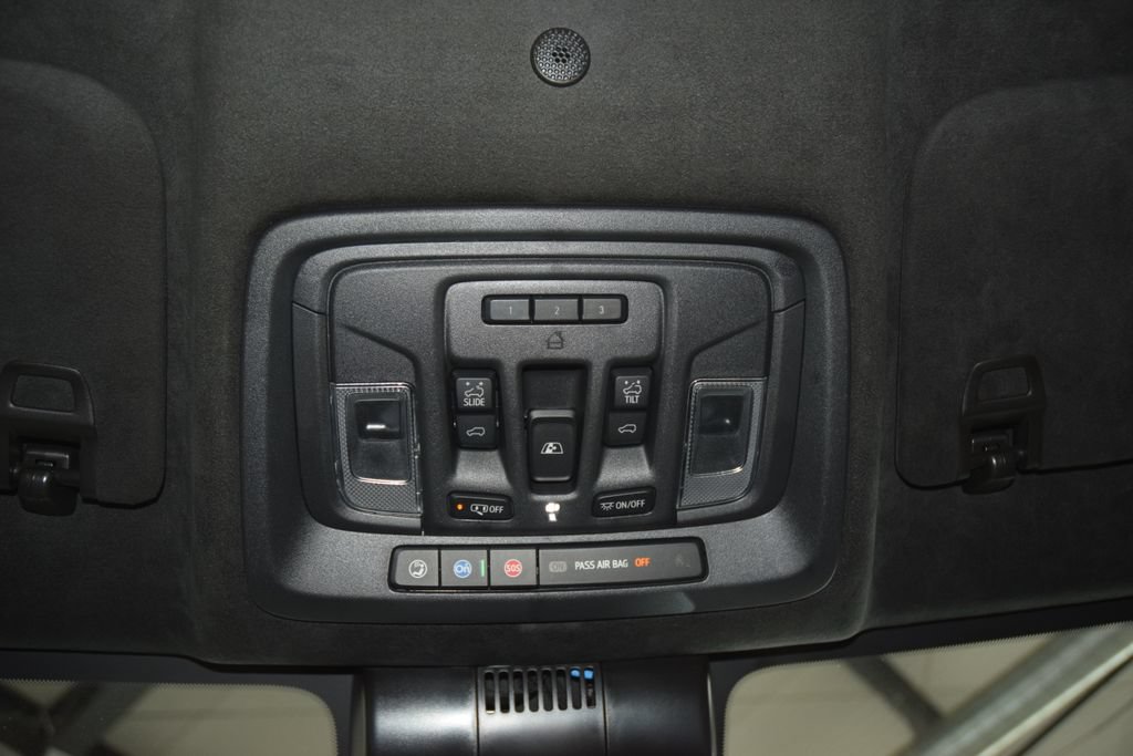 Used 2025 GMC Sierra 2500 Denali Ultimate AWD/4WD image 53
