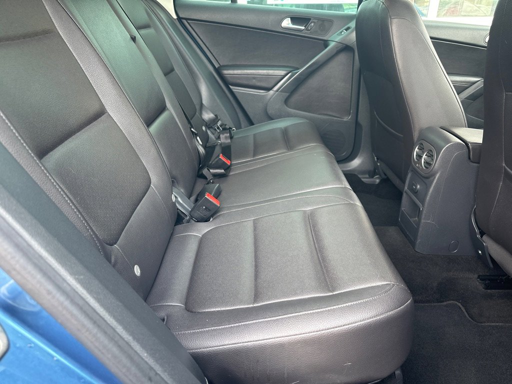 Used 2017 Volkswagen Tiguan Wolfsburg Edition image 15