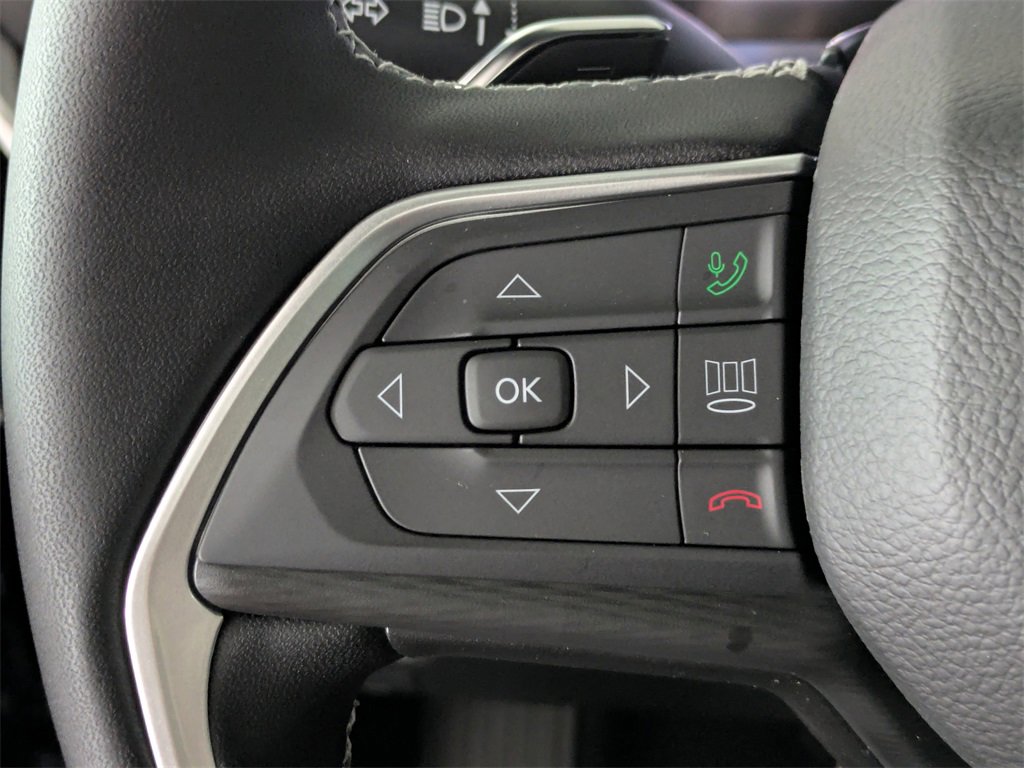 New 2025 Jeep Grand Cherokee Altitude image 26