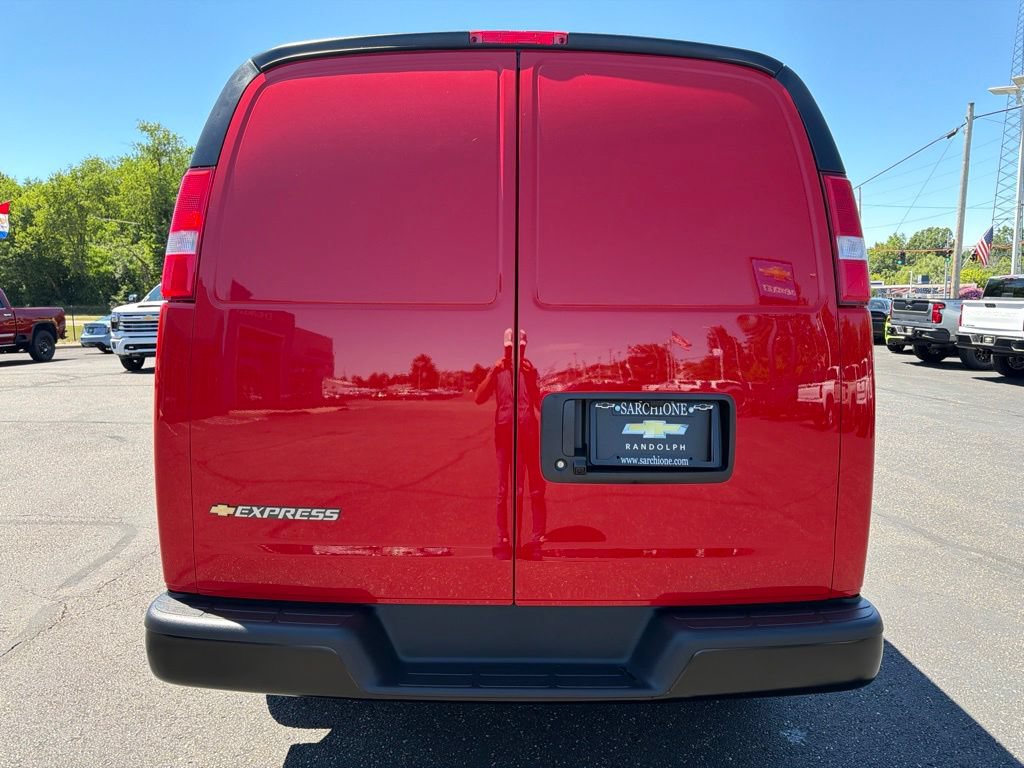 New 2026 Chevrolet Express 2500 w/ Driver Convenience Package RWD image 4