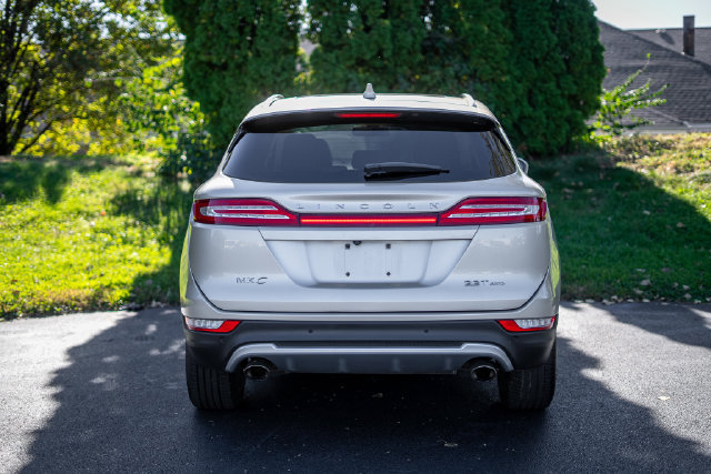Used 2017 Lincoln MKC Reserve w/ Lincoln MKC Climate Package AWD/4WD image 6