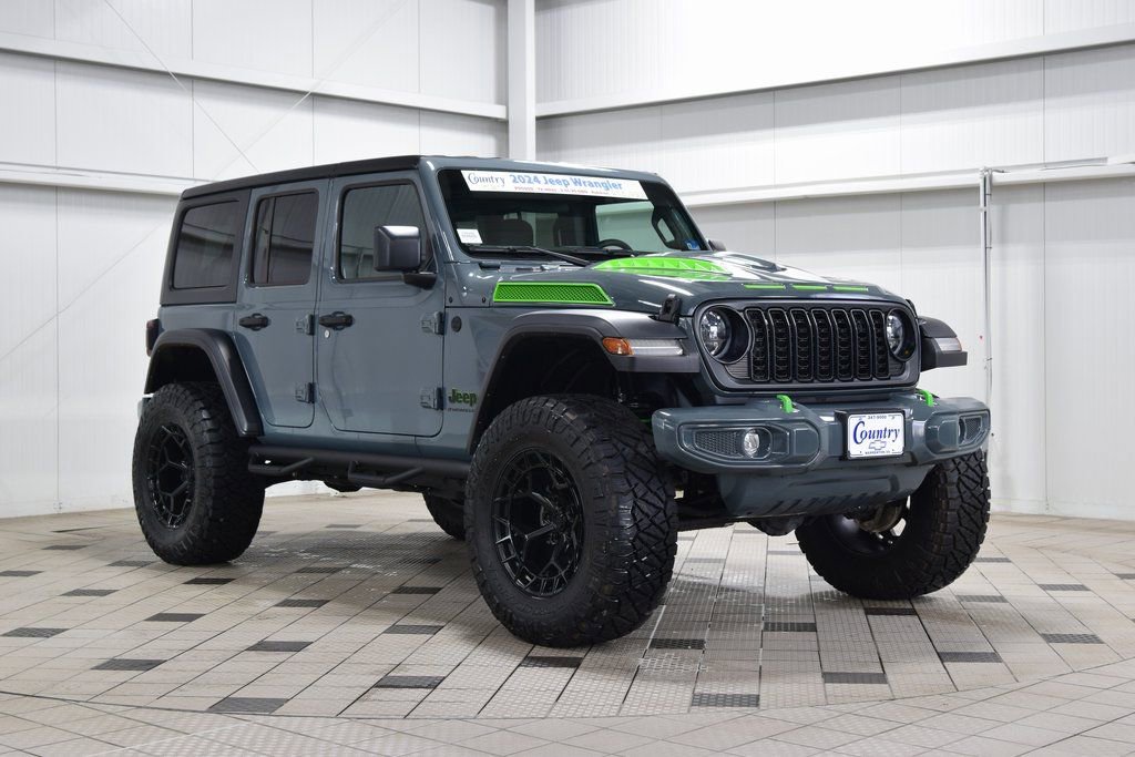 Used 2024 Jeep Wrangler Rubicon w/ Safety Group image 1