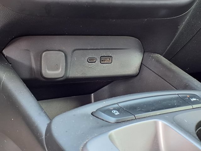 Used 2024 Chevrolet Trax LS w/ LS Convenience Package FWD image 15