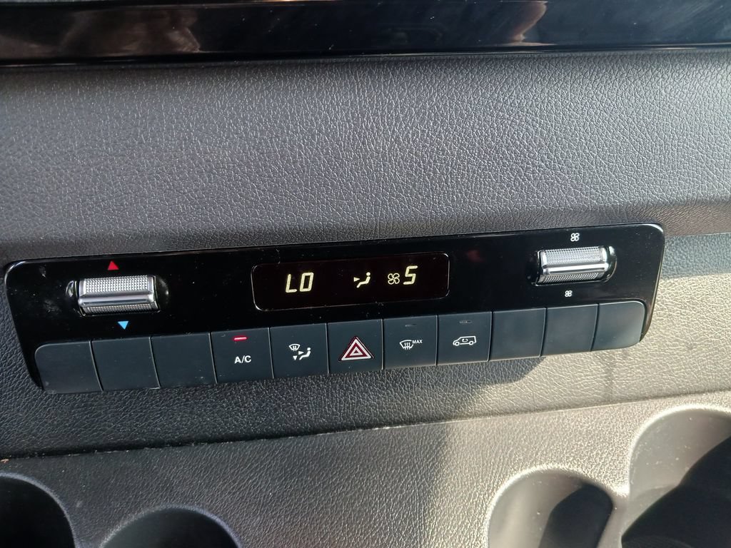 Used 2025 Mercedes-Benz Sprinter 2500 image 19