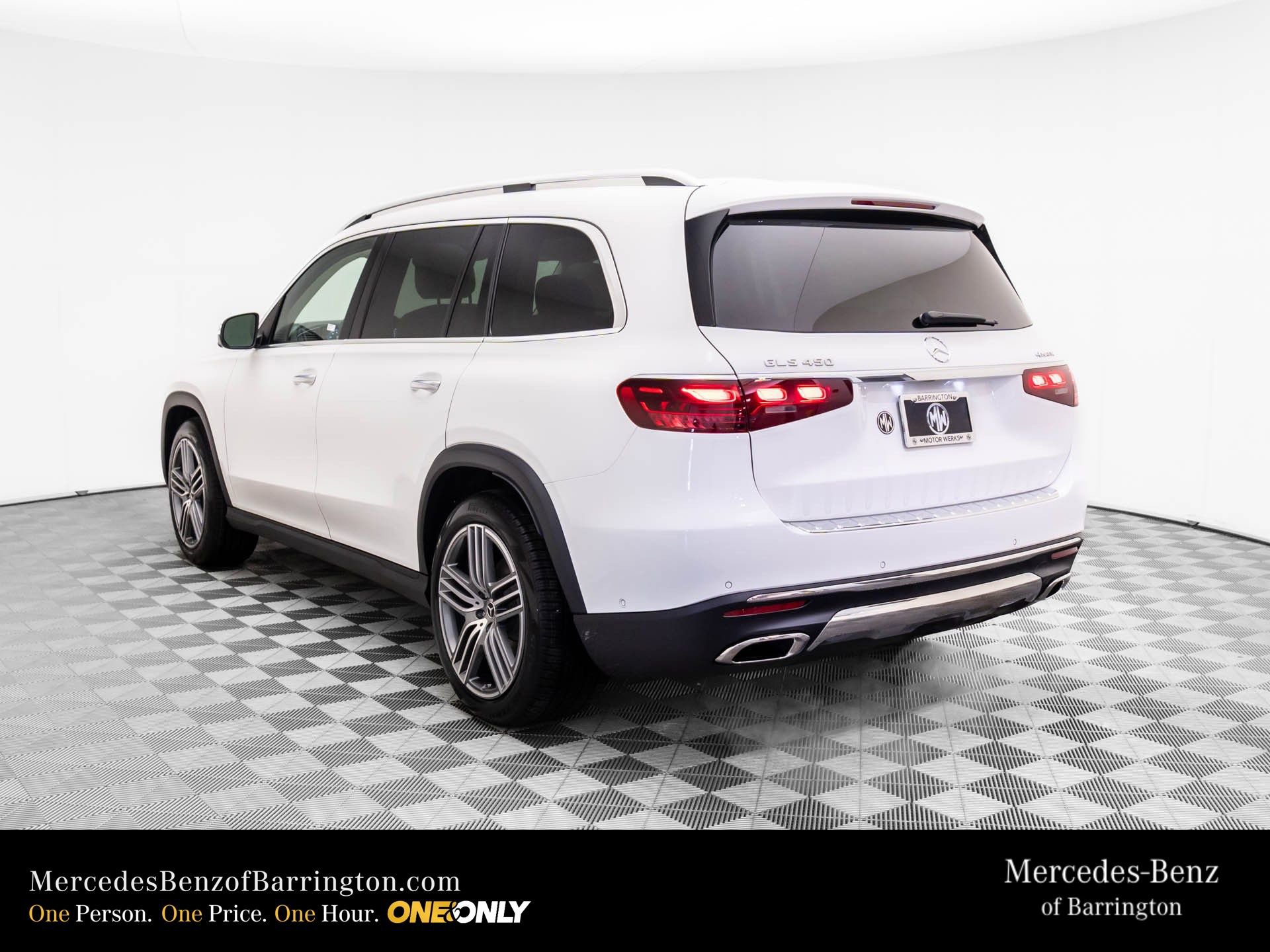 New 2026 Mercedes-Benz GLS 450 4MATIC image 3