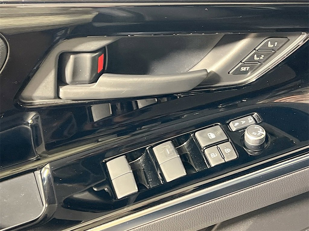 Used 2023 Subaru Solterra AWD image 16