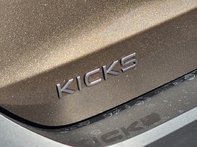 New 2027 Nissan Kicks SV FWD image 11