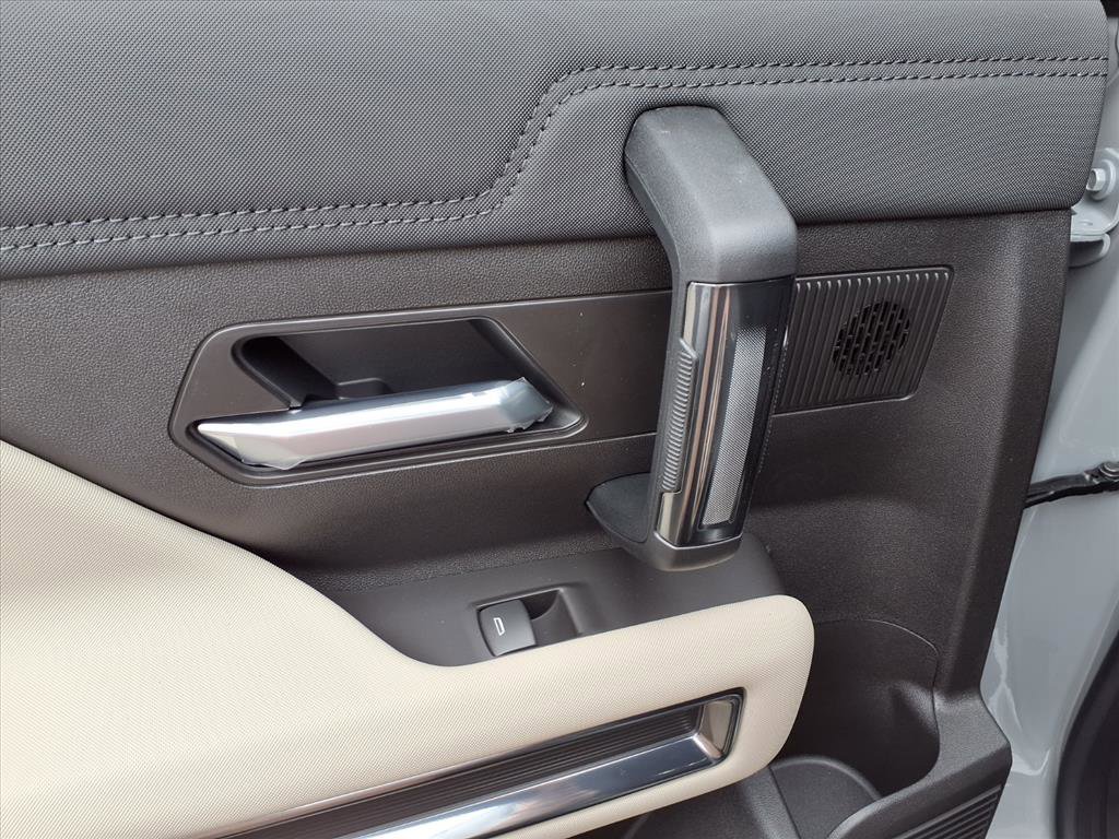 Used 2026 GMC Hummer EV SUV image 13