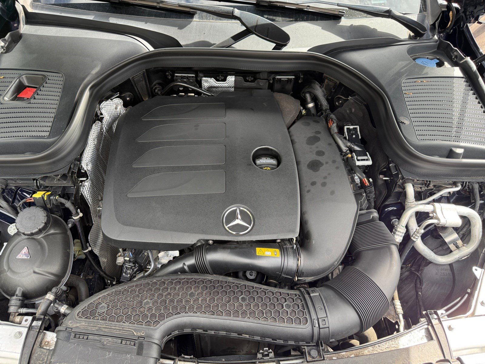 Used 2021 Mercedes-Benz GLC 300 4MATIC image 20