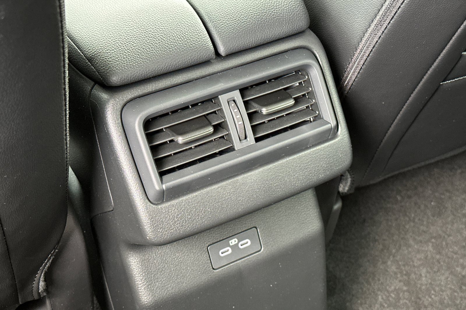 Used 2025 MAZDA CX-50 2.5 Hybrid w/ Cargo Package image 15