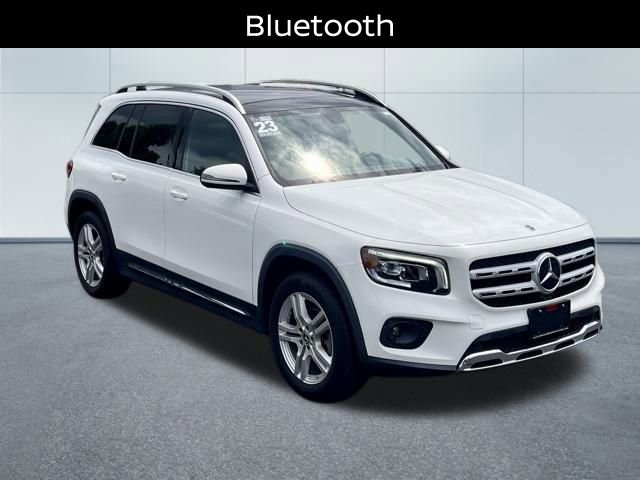 Used 2023 Mercedes-Benz GLB 250 image 3