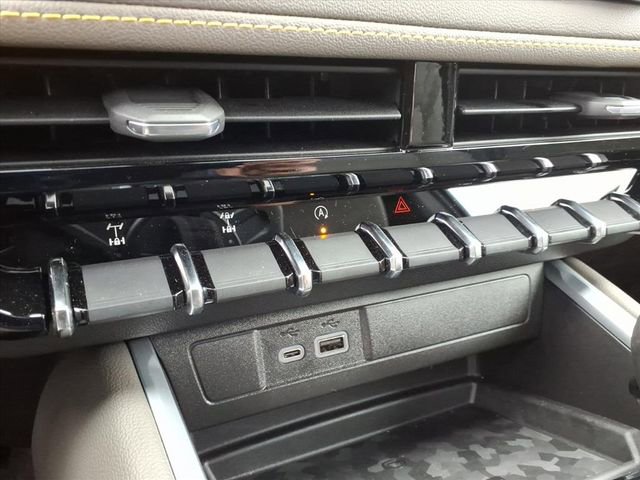 New 2026 Chevrolet Colorado ZR2 w/ Technology Package image 26