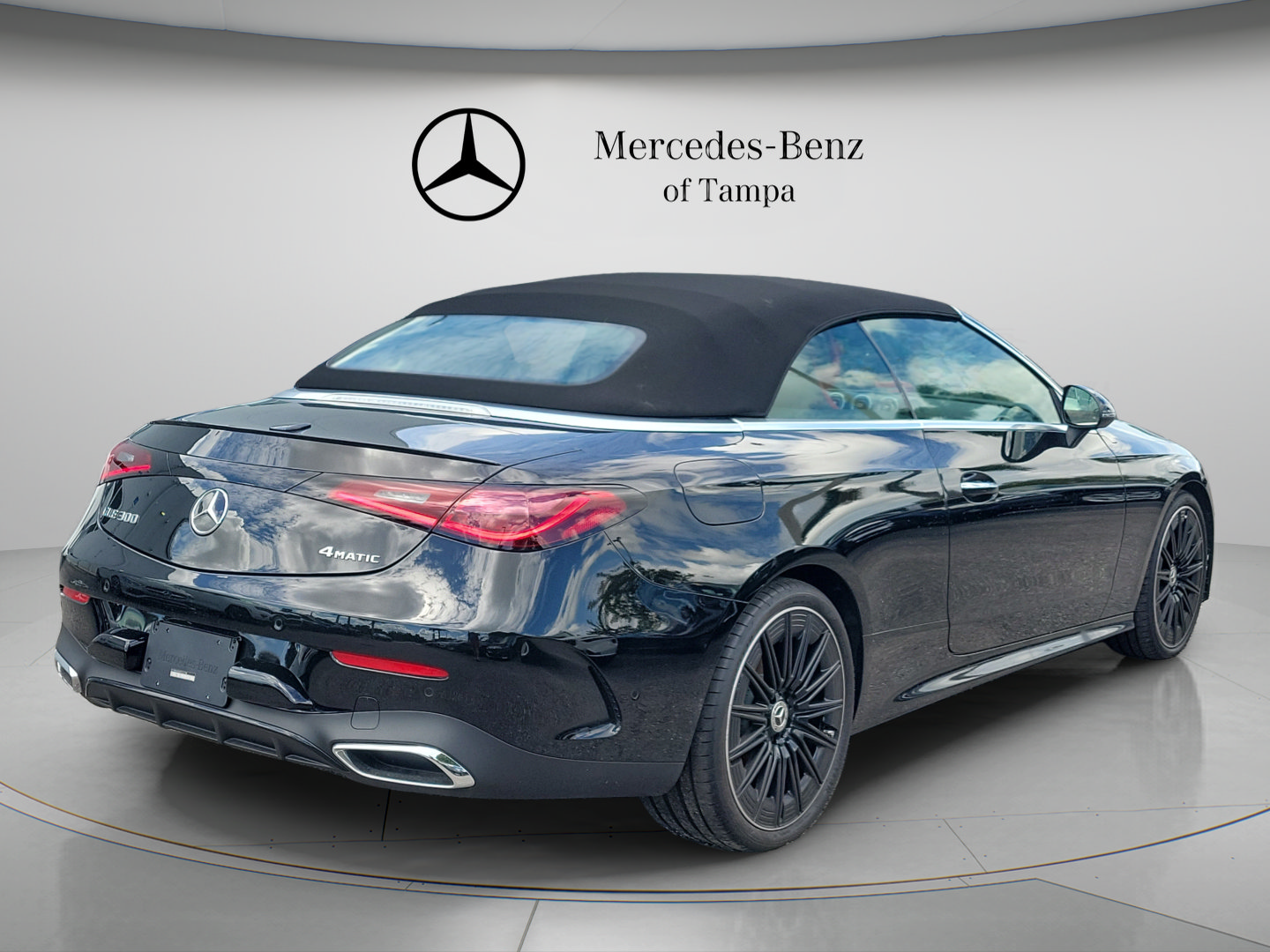 Certified 2024 Mercedes-Benz CLE 300 4MATIC Cabriolet image 4